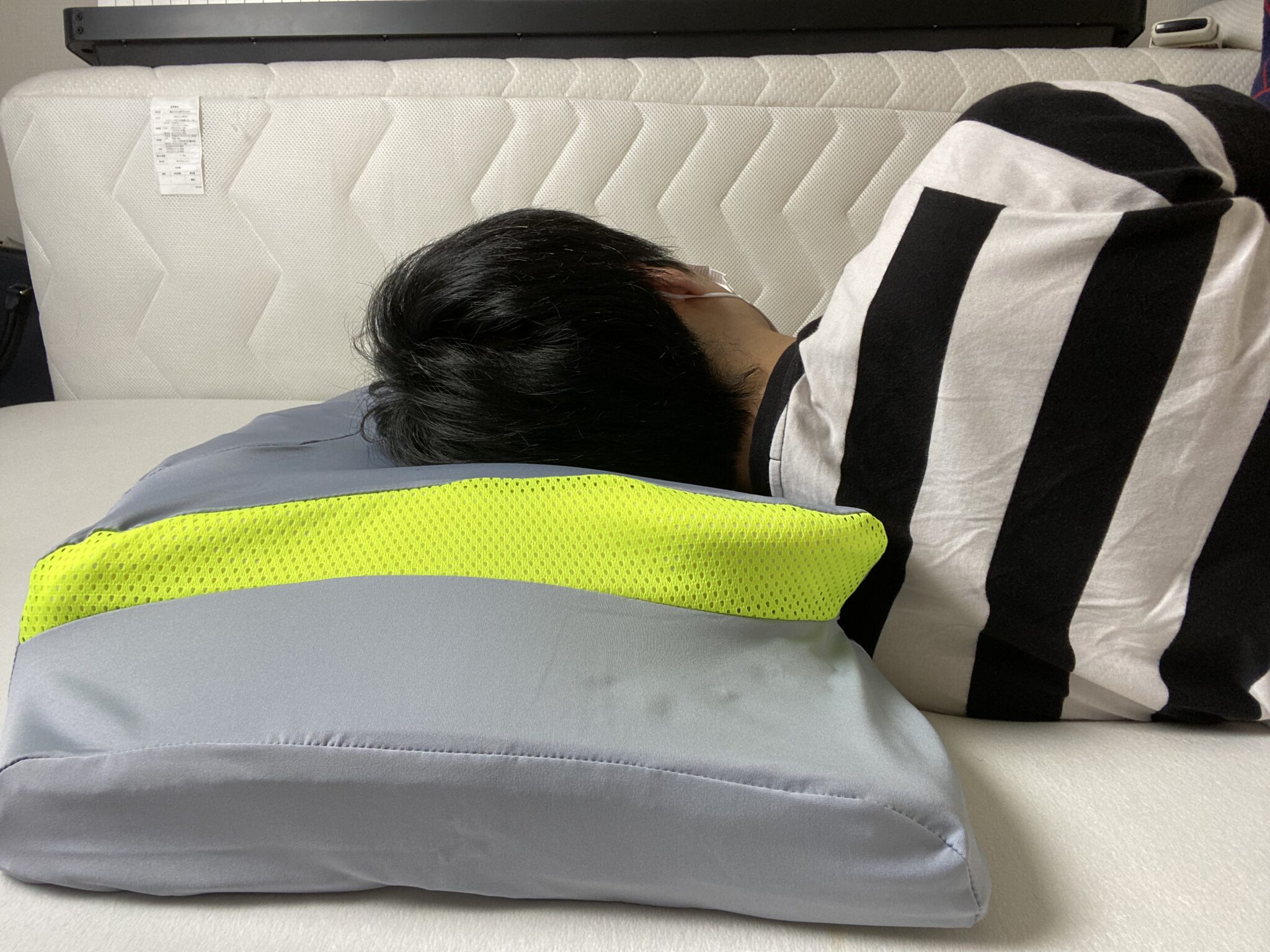 ムーンムーン YOKONE3 横寝枕 - 枕